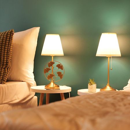 Royal Square View Residence Прага Екстериор снимка