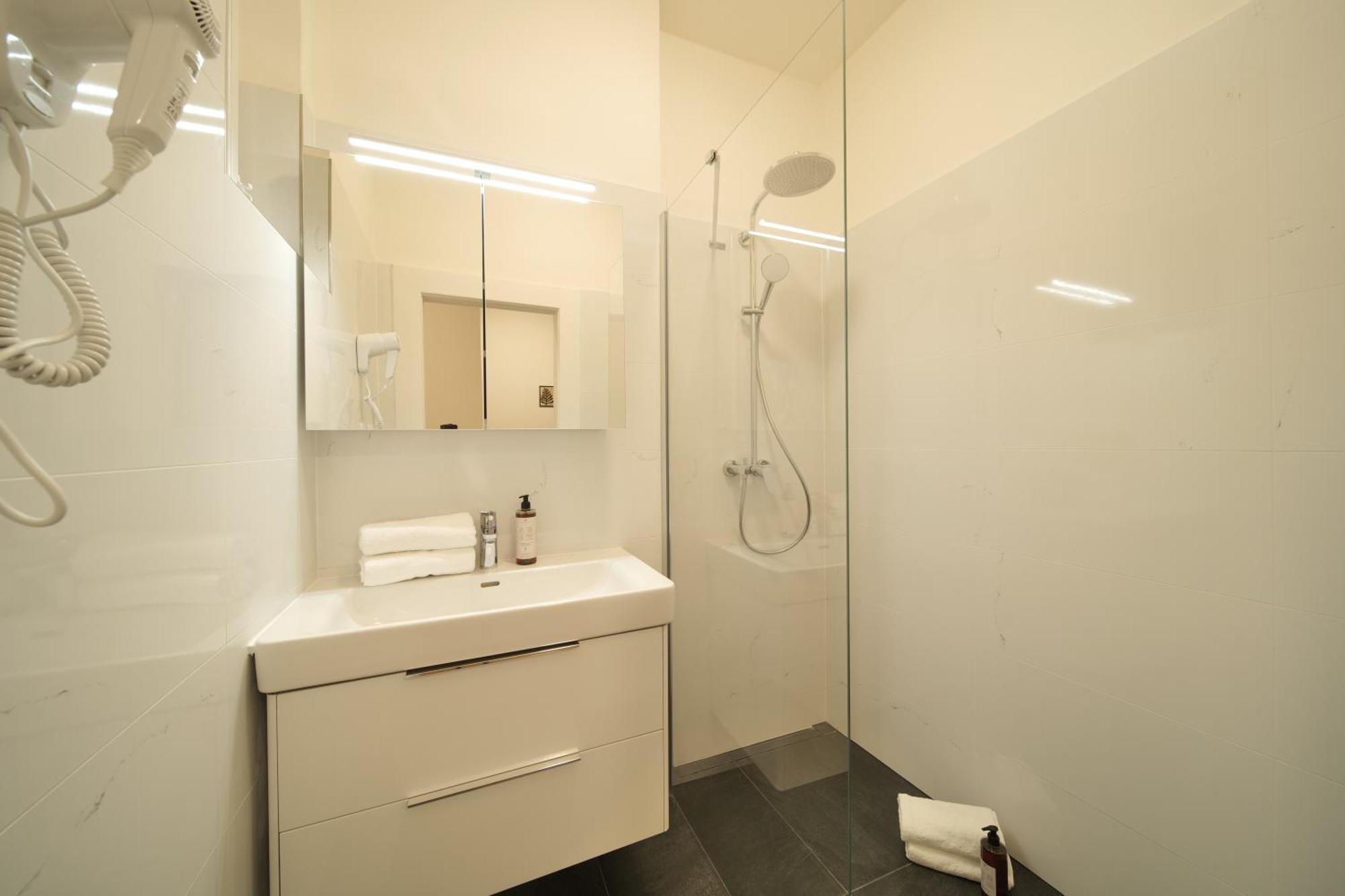 Royal Square View Residence Прага Екстериор снимка