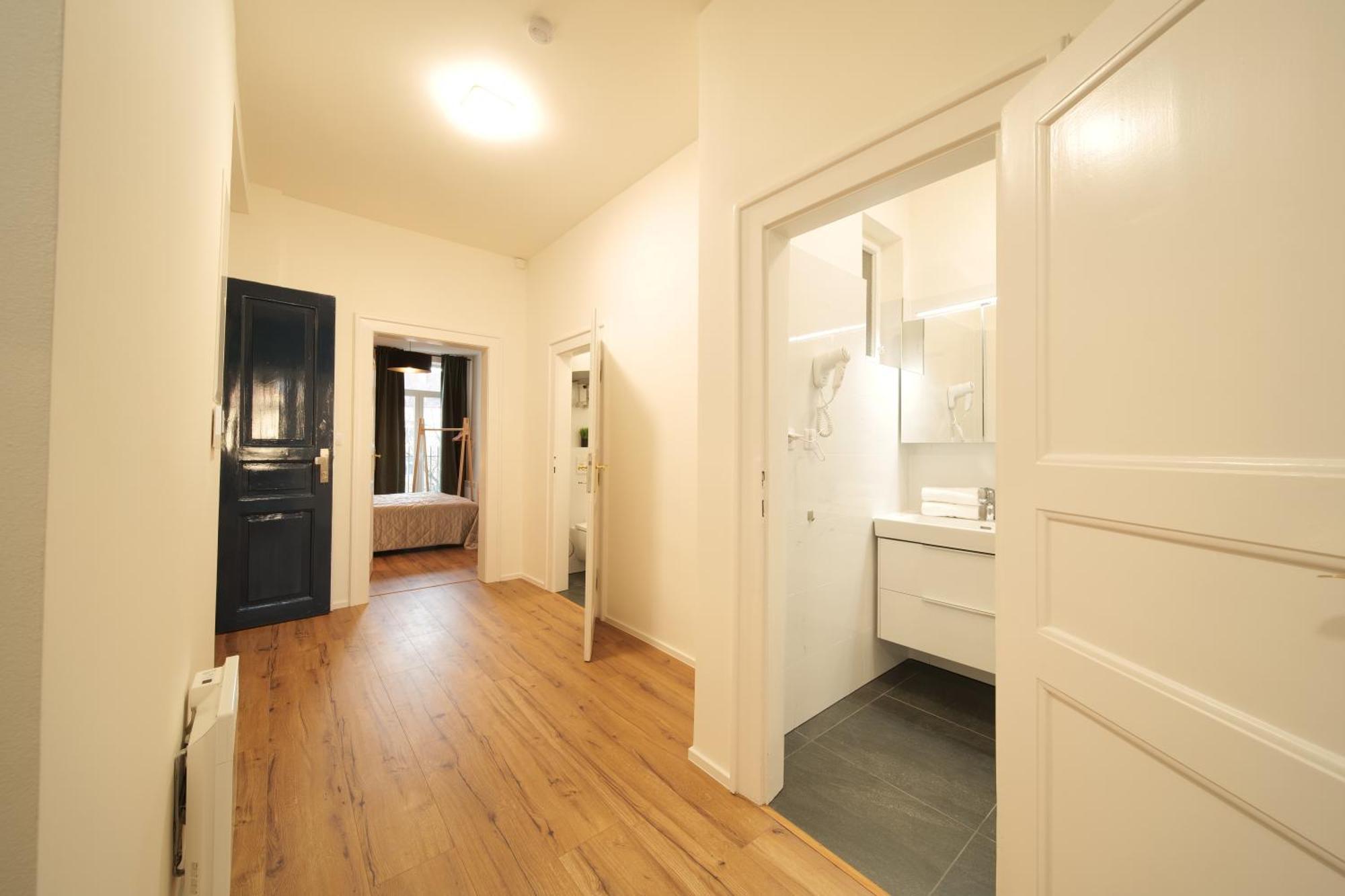 Royal Square View Residence Прага Екстериор снимка