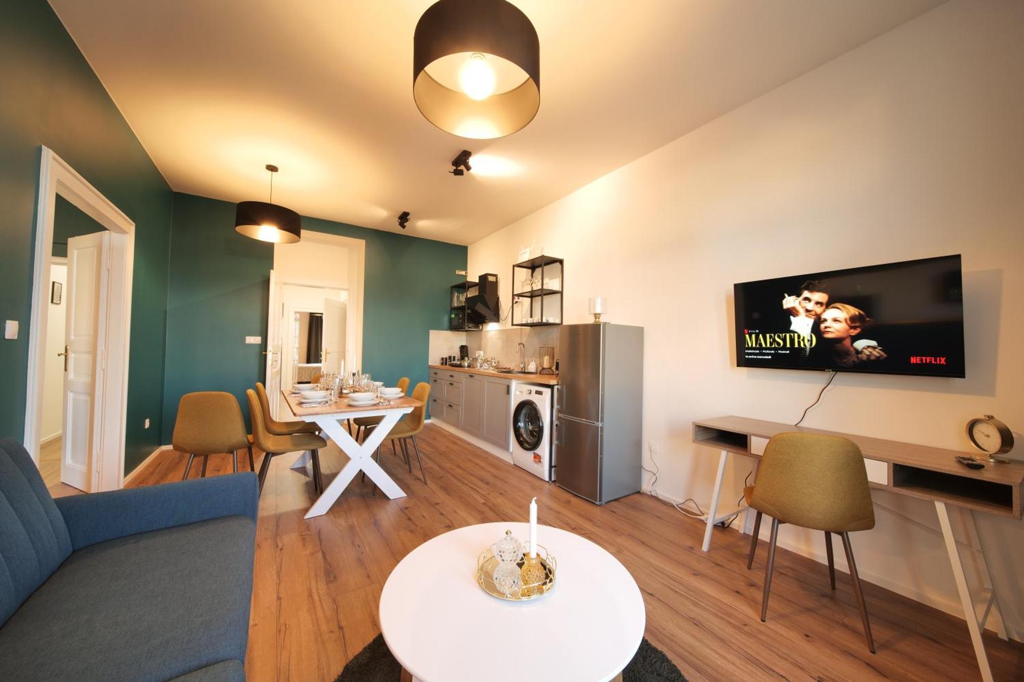 Royal Square View Residence Прага Екстериор снимка