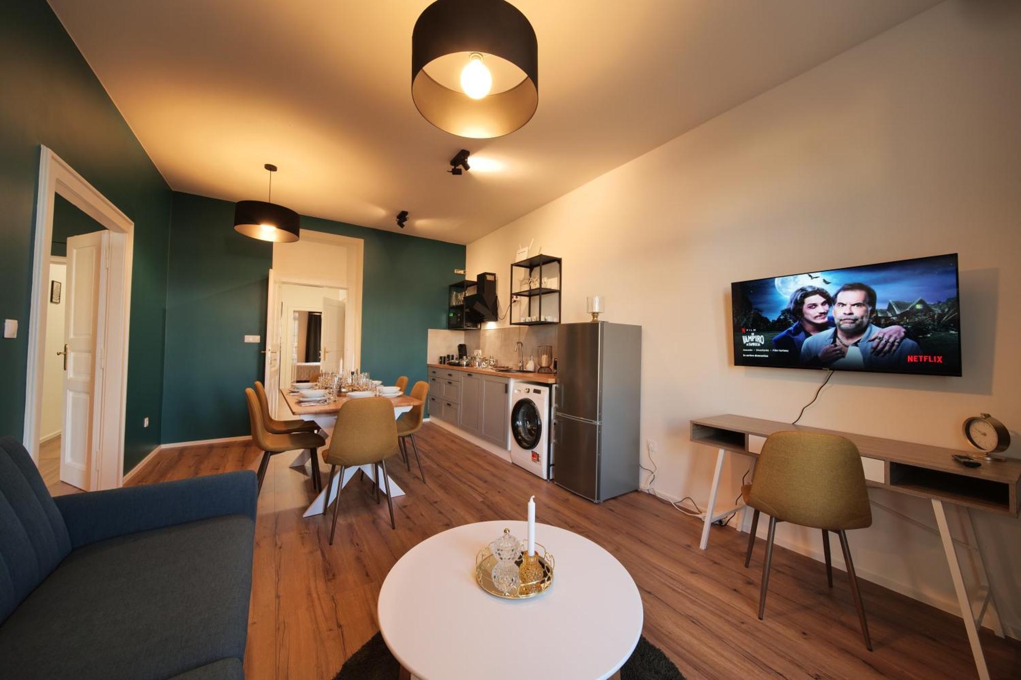 Royal Square View Residence Прага Екстериор снимка