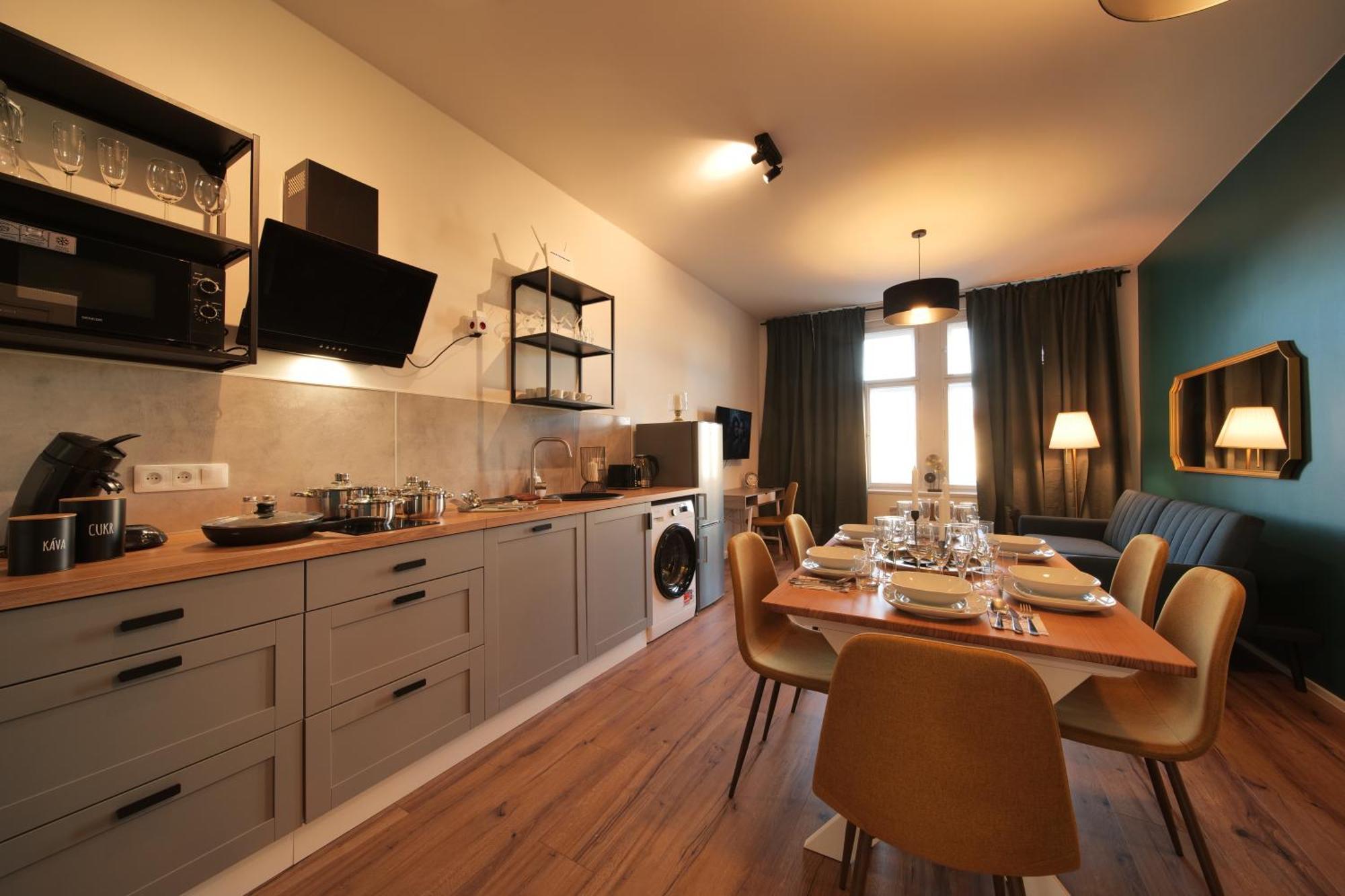 Royal Square View Residence Прага Екстериор снимка